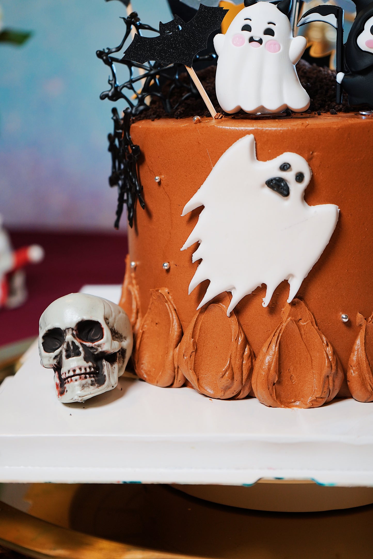 Happy Halloween Theme Cake