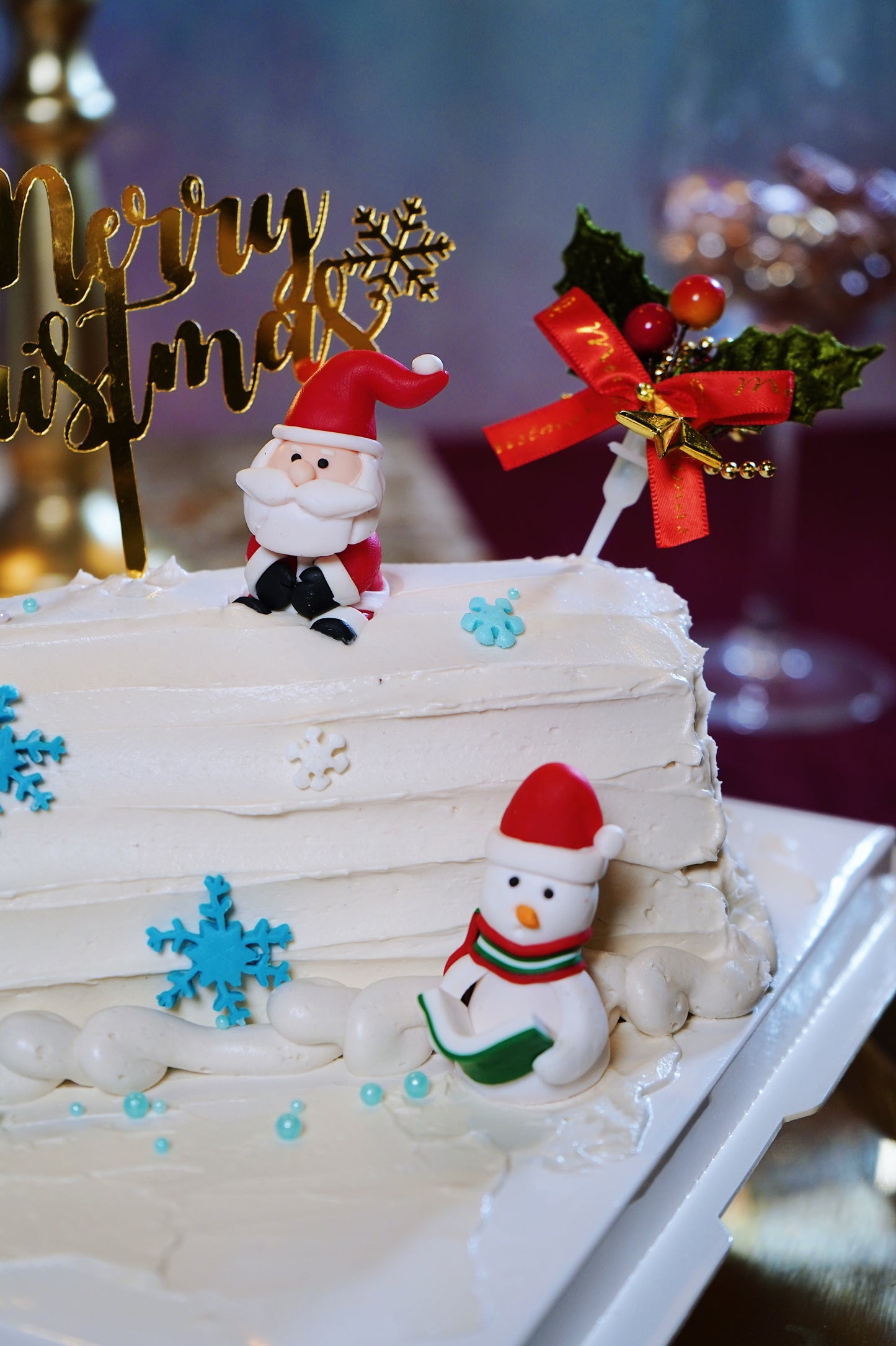 Winter White Festive Forest Christmas Logcake