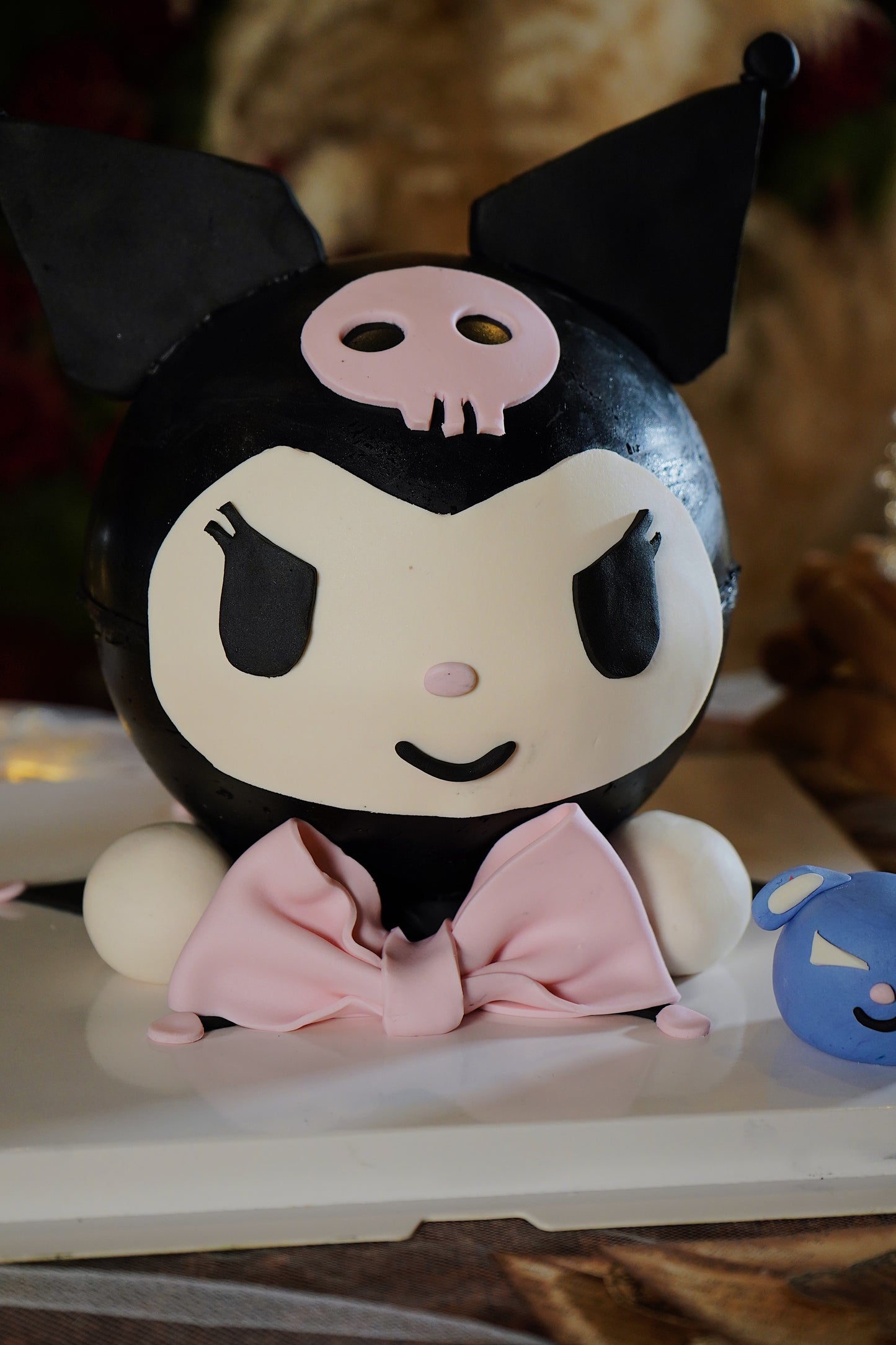 Kuromi Pinata Cake