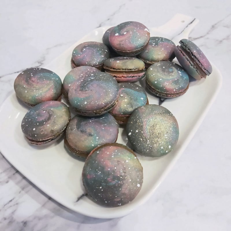 Galaxy Themed Macarons (12pcs)