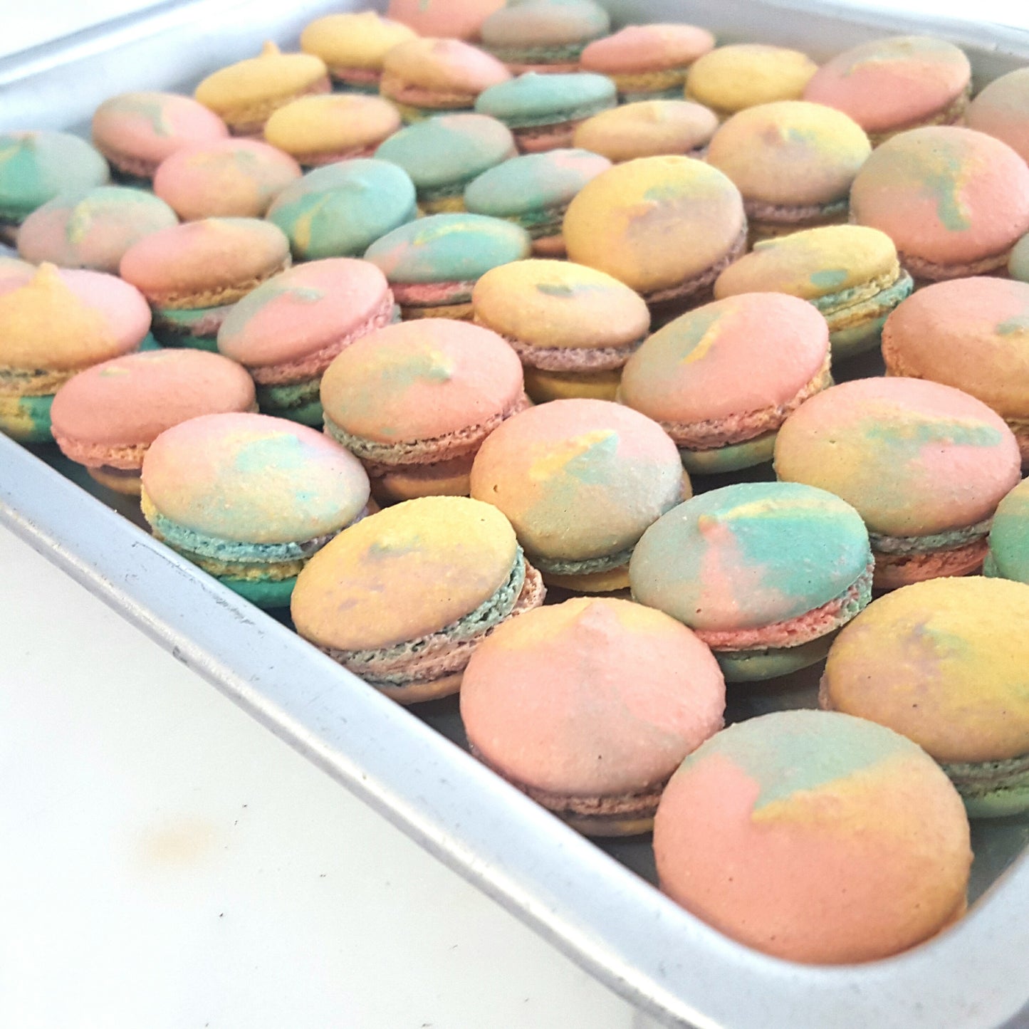 Pastel Macarons (12pcs)